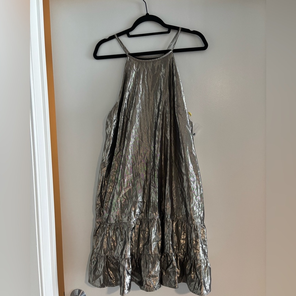 CeCe Metallic Silver Coctail Dress